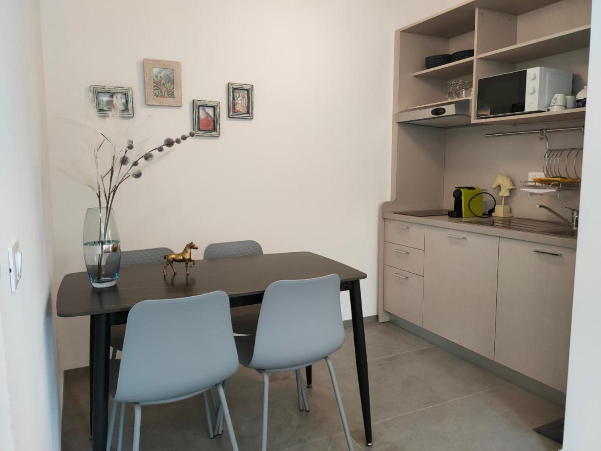 Iris Ar Holiday-Home Peschiera del Garda Luaran gambar