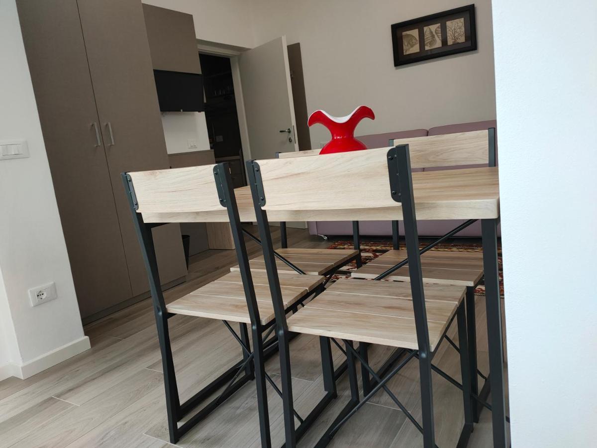 Iris Ar Holiday-Home Peschiera del Garda Luaran gambar
